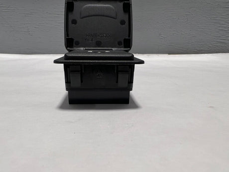 84590447-C11 For 2014-2020 Silverado Sierra Tahoe Yukon Dash 12 Volt Accessory Power Outlet