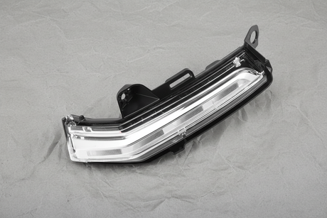 2018-2024 Traverse Acadia OEM Passenger Side Rearview Mirror Turn Signal Lamp