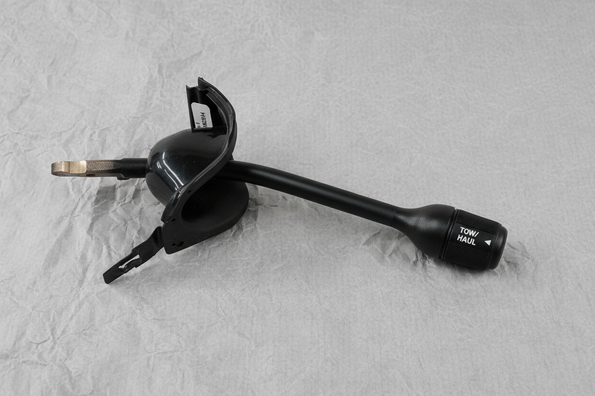 2004-2005 Ford F-250 F-350 F-450 F-550 Excursion OEM A/T Gear Shift Lever