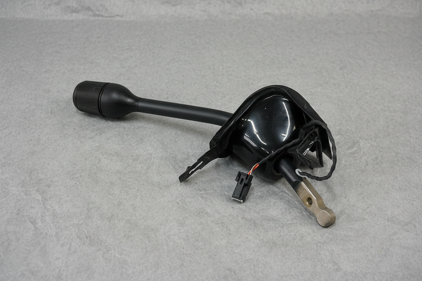 2004-2005 Ford F-250 F-350 F-450 F-550 Excursion OEM A/T Gear Shift Lever