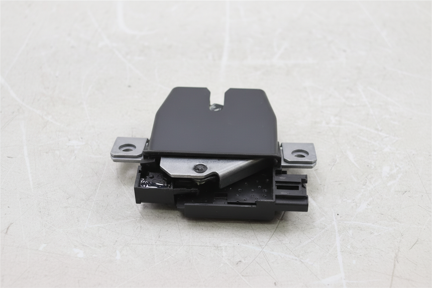 2015-2019 Ford Edge Lincoln MKX OEM Liftgate Manual Lock Latch Actuator