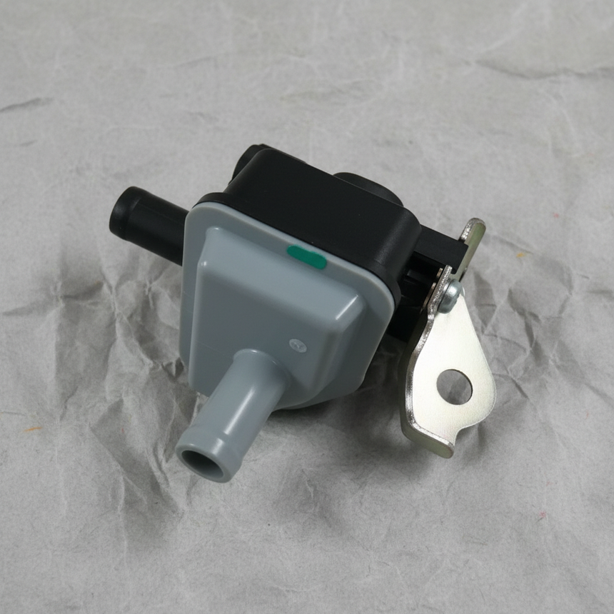 2016-2023 Toyota Tacoma 3.5L OEM Vapor Canister Purge Solenoid Valve No.1 - Middle Detail