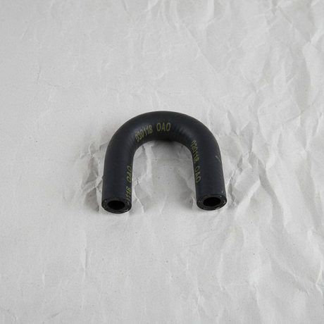 2004-17 Nissan Titan Armada NV2500 NV3500 OEM Throttle Body Cooling Inlet Hose Full View