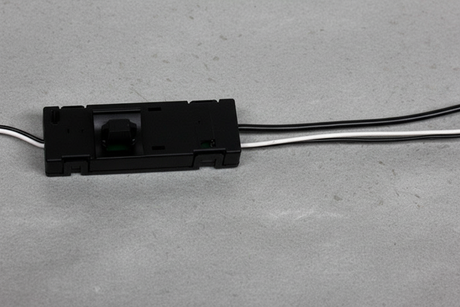 2020-2025 Cadillac XT6 OEM AM Antenna Radio Capacitor Filter Module