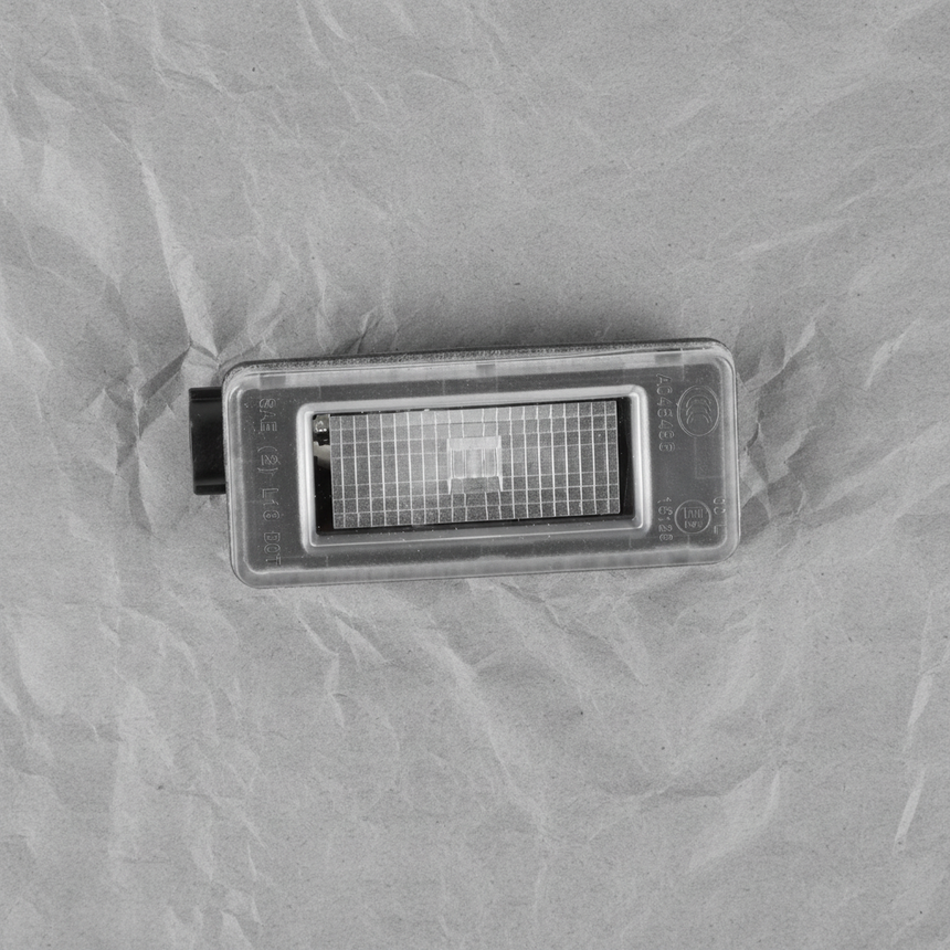 2019-2025 Nissan Altima Rogue Sentra OEM License Plate Lamp (1)