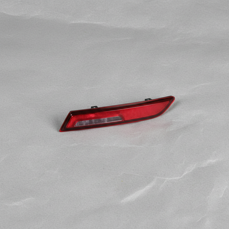 2021-2025 Tahoe Suburban Yukon Yukon XL Passenger Side Rear Bumper Reflector OEM