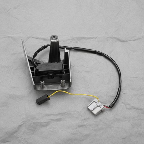 2008-2012 Nissan Cruise Control Switch OEM - Full View Angle 2