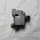 1998-2010 Volkswagen Beetle Jetta Passat Touareg Rear Trunk Actuator OEM - Full View 2