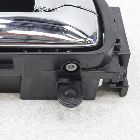 2008-2015 Nissan Rogue Rogue Select Passenger Side OEM Door Handle