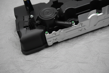2021-2024 Silverado Tahoe Sierra Yukon OEM 3.0 Diesel Valve Cover