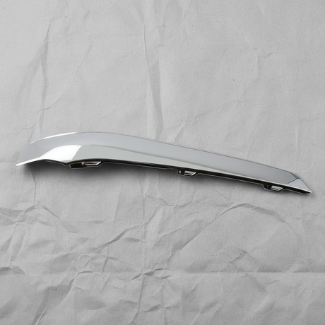 2022-2023 Chevrolet Traverse Fog Lamp Chrome Bezel Trim - Full View