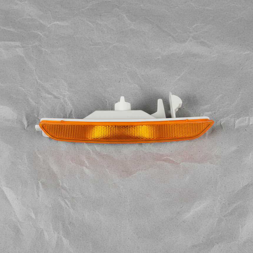 2012-24 Volkswagen Tiguan Beetle OEM Passenger Bumper Light