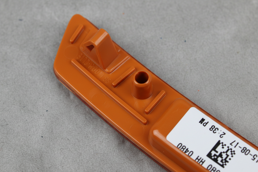 2016-2020 Cadillac CT6 Amber Front Passenger Side Marker Lamp OEM