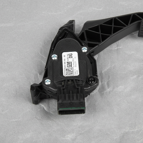 2010-2020 Buick LaCrosse Regal Cadillac XTS Impala Malibu OEM Gas Pedal