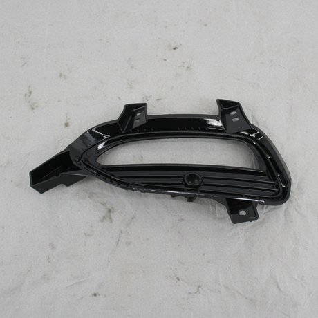 2019-2020 Kia Sorento Genuine OEM Passenger Side Rear Hole Cover - Full View
