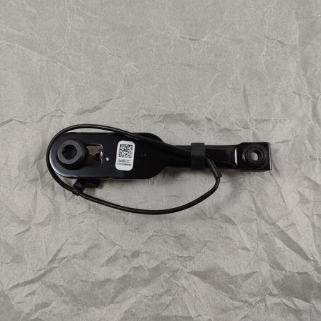 2019-2026 GM Escalade Silverado Suburban Sierra OEM Seat Belt Buckle Black - Full View