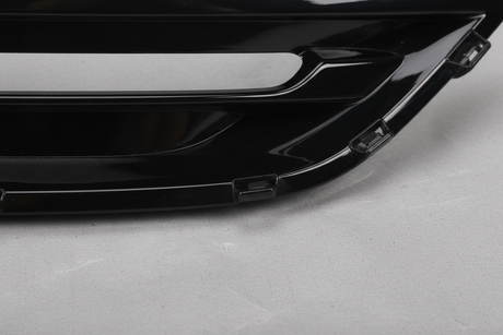 2013-2019 Ford Taurus Driver Side Front Fog Lamp Bezel OEM