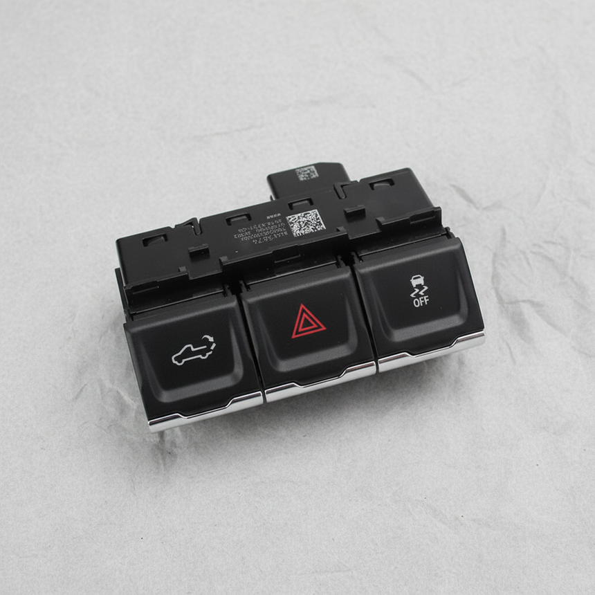 2022-2023 Silverado Sierra 2500 3500 HD OEM Hazard Tailgate Switch - Middle Macro Crop
