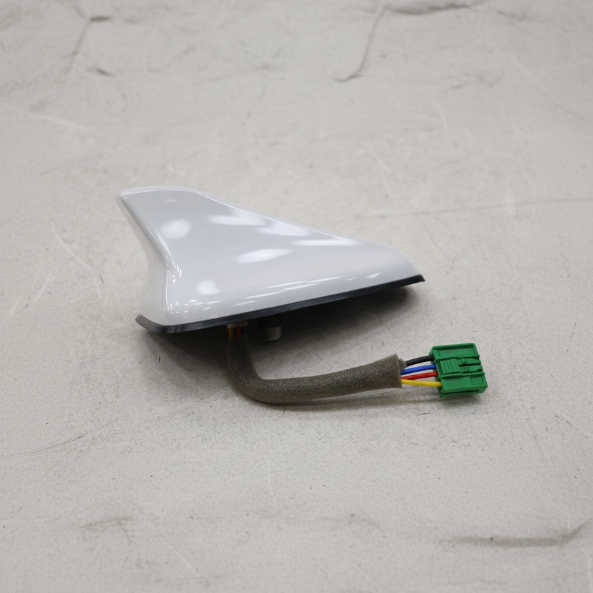 Kia Sorento Hybrid Roof Shark Fin Antenna Snow White - Full View 1