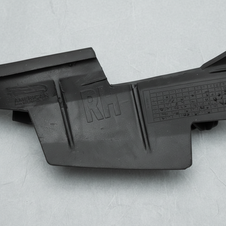 2002-2006 Nissan Altima Passenger Side Cowl Extension Genuine OEM - Middle Macro Crop