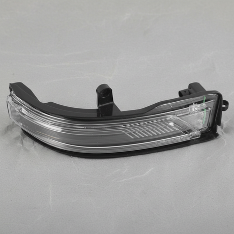 Ram 1500 DT Passenger Side Turn Signal Lamp OEM - Macro Middle