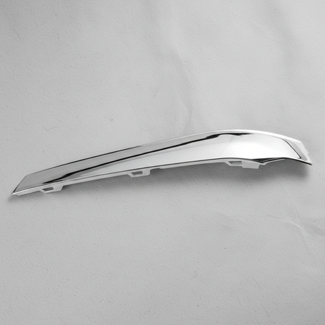 2022-2023 Chevrolet Traverse Fog Lamp Chrome Bezel Trim - Bottom Detail