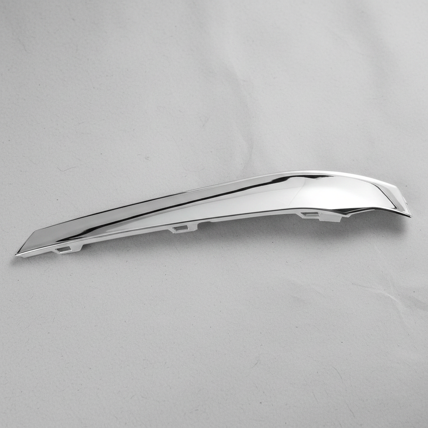 2022-2023 Chevrolet Traverse Fog Lamp Chrome Bezel Trim - Bottom Detail