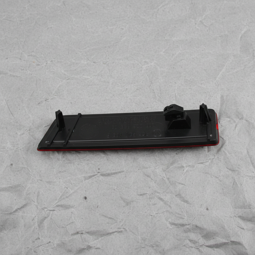 2015-18 Volkswagen Jetta OEM Driver Rear Bumper Reflector Marker