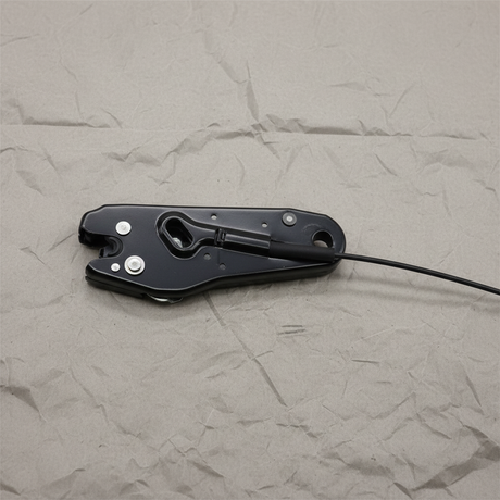 2015-2021 Kia Sedona OEM 3rd Row Passenger Side Outer Folding Seat Latch
