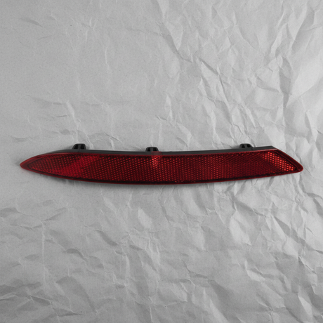 2022-2025 Volkswagen Jetta OEM Passenger Side Rear Bumper Reflector