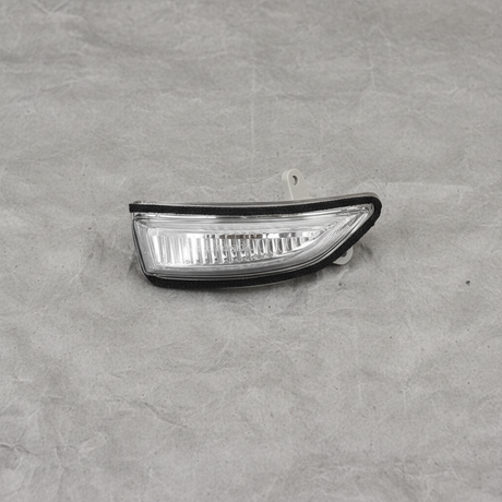 2016-2023 Nissan Maxima OEM Passenger Side Door Mirror Turn Signal Lamp