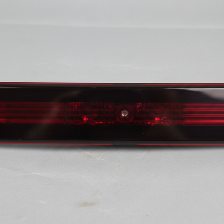 2015-2023 Ford Mustang Convertible High Mount Stop Brake Lamp Genuine OEM - Middle Macro Crop