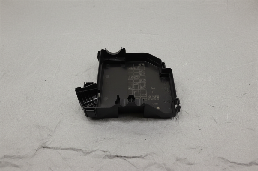 2019-2023 Nissan Altima OEM Engine Fuse Relay Box Cover 2.0L 2.5L