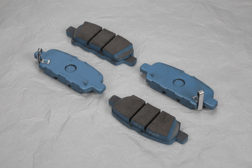 2014-2021 Nissan Rogue Rogue Sport Qashqai Rear Brake Pads Genuine OEM