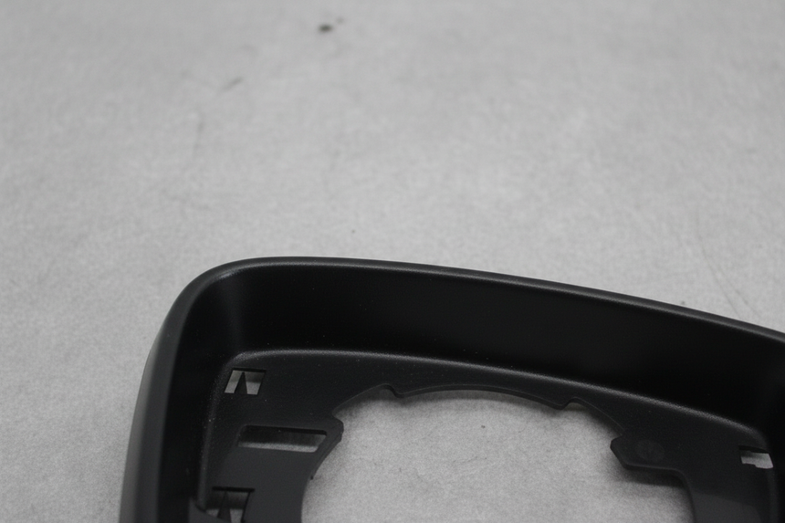 2011-2018 Volkswagen Jetta OEM Passenger Side Mirror Glass Trim Signal No Blindspot