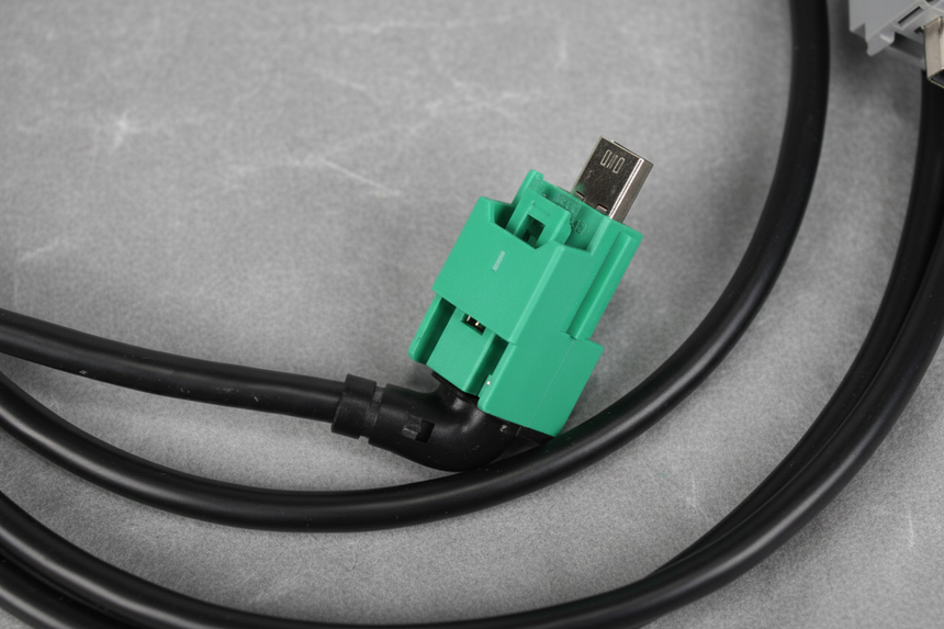 2014-2019 Silverado Sierra OEM USB Data Cable