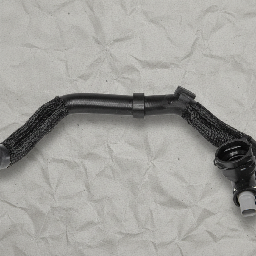 2013-2022 Volkswagen Jetta Beetle Passat OEM Lower Radiator Coolant Hose