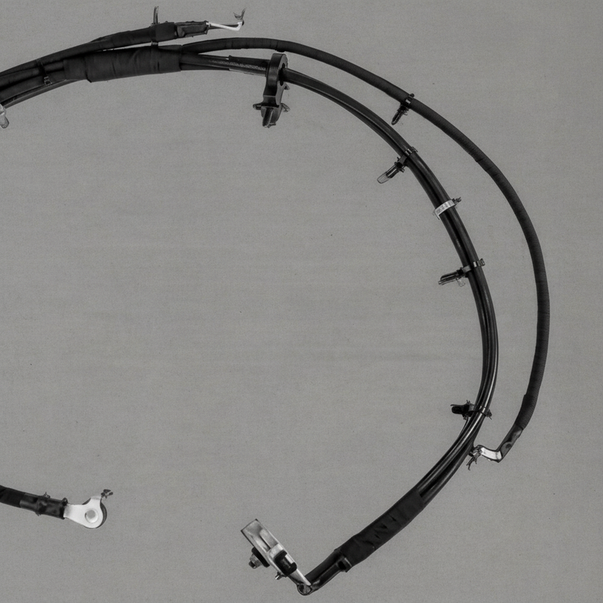 Battery Cable Harness - Middle Detail