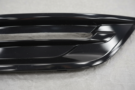 2013-2019 Ford Taurus Driver Side Front Fog Lamp Bezel OEM