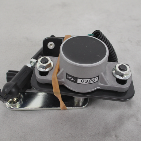 2017-24 Nissan Armada 5.6L V8 Genuine OEM Rear Suspension Height Sensor - Middle Detail