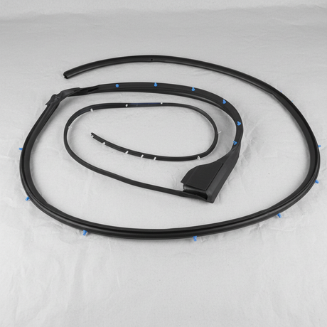 2005-2021 Nissan Frontier Rear Driver Side Door Surround Weather-Strip OEM – middle detail