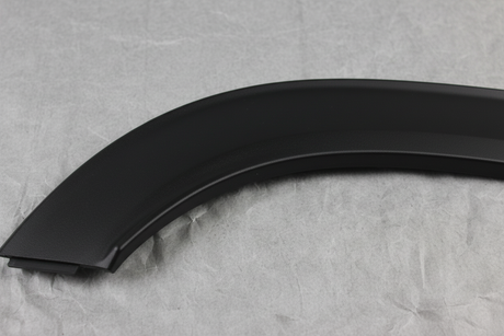 Chevrolet Trailblazer wheel molding center section macro detail