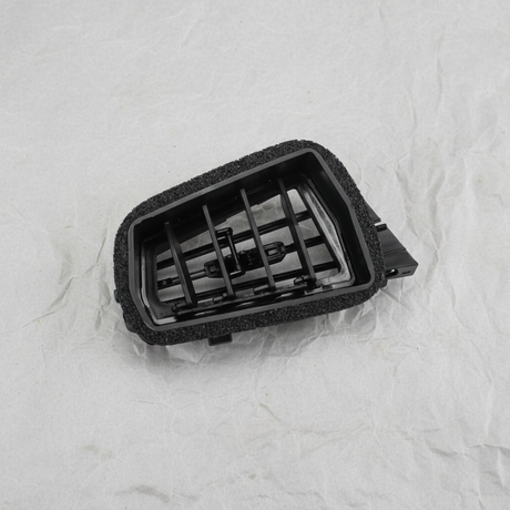 2017-2026 Cadillac XT5 XT6 Passenger Side Instrument Panel Outer Air Outlet Vent OEM