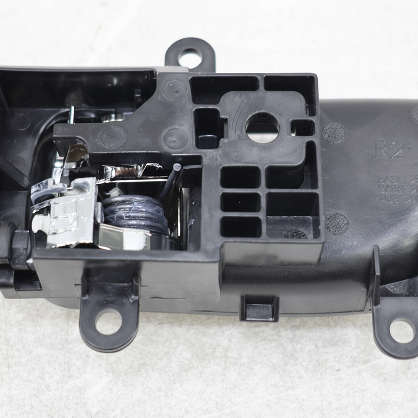 2008-2015 Nissan Rogue Rogue Select Passenger Side OEM Door Handle