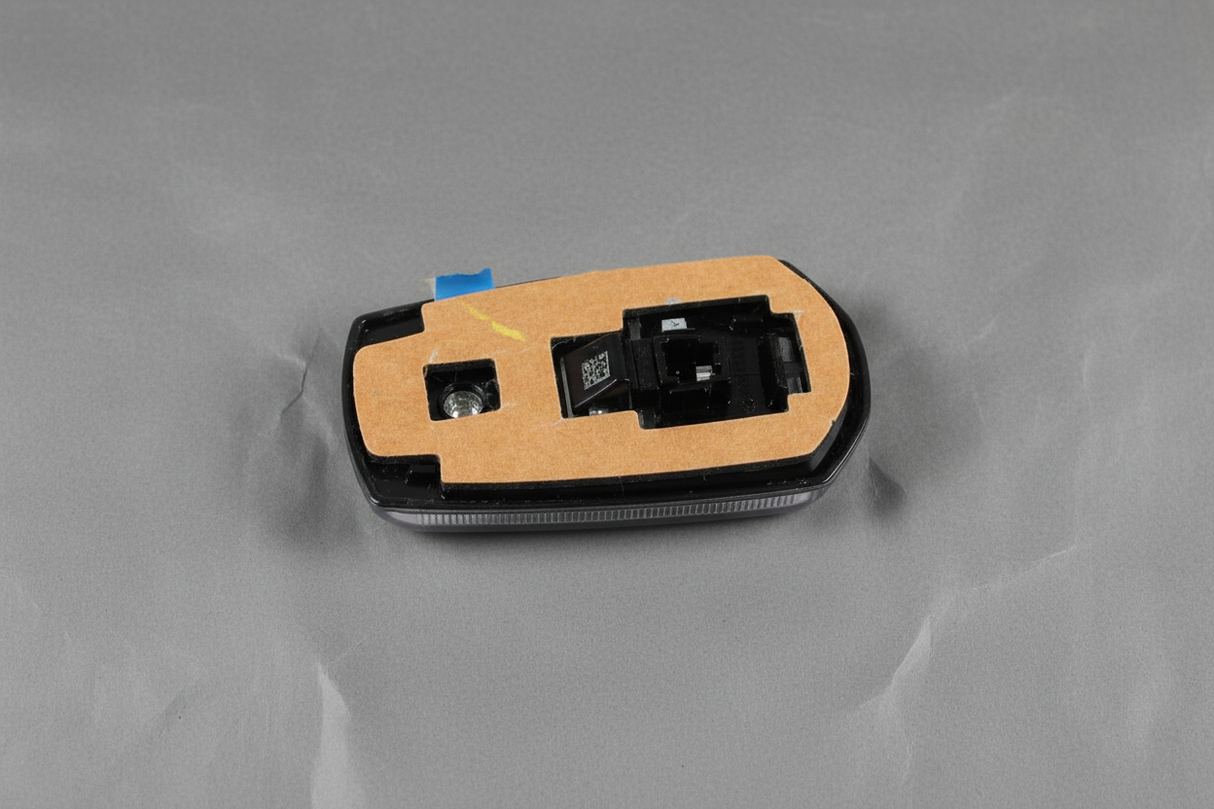 2020-2022 Ford F-250 F-350 (1)  Clear Roof Marker Clearance Lamp OEM