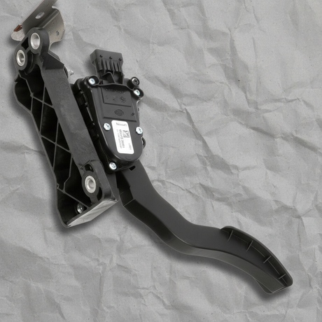 2016-2018 Nissan Titan Titan XD Pedal Travel Sensor Accelerator OEM - Bottom Detail Angle 2