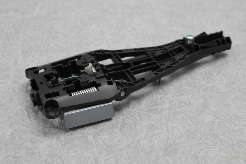 2017-2022 Buick Encore Trax Korea Built OEM Driver Side Front Door Outside Handle Bracket