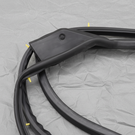 2016-2019 Nissan Sentra Front Passenger Door Weatherstrip OEM