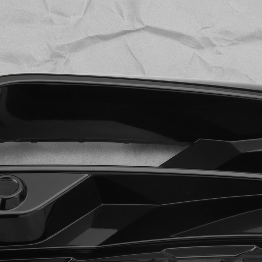 Volkswagen Tiguan Bumper Trim Top Detail