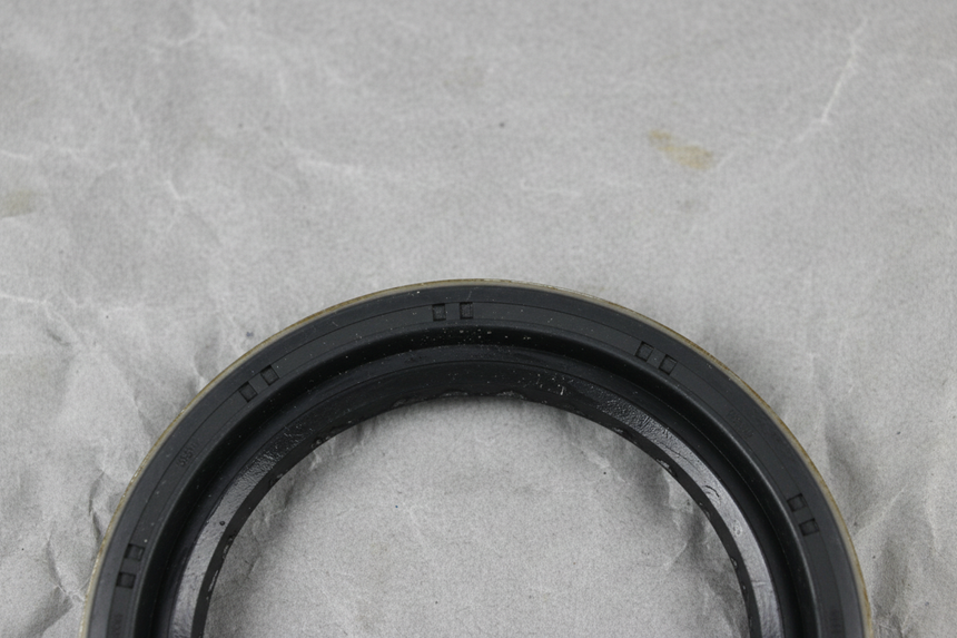2016-2024 Nissan Titan Titan XD Frontier OEM Transfer Case Output Shaft Seal Rear Long Wheelbase